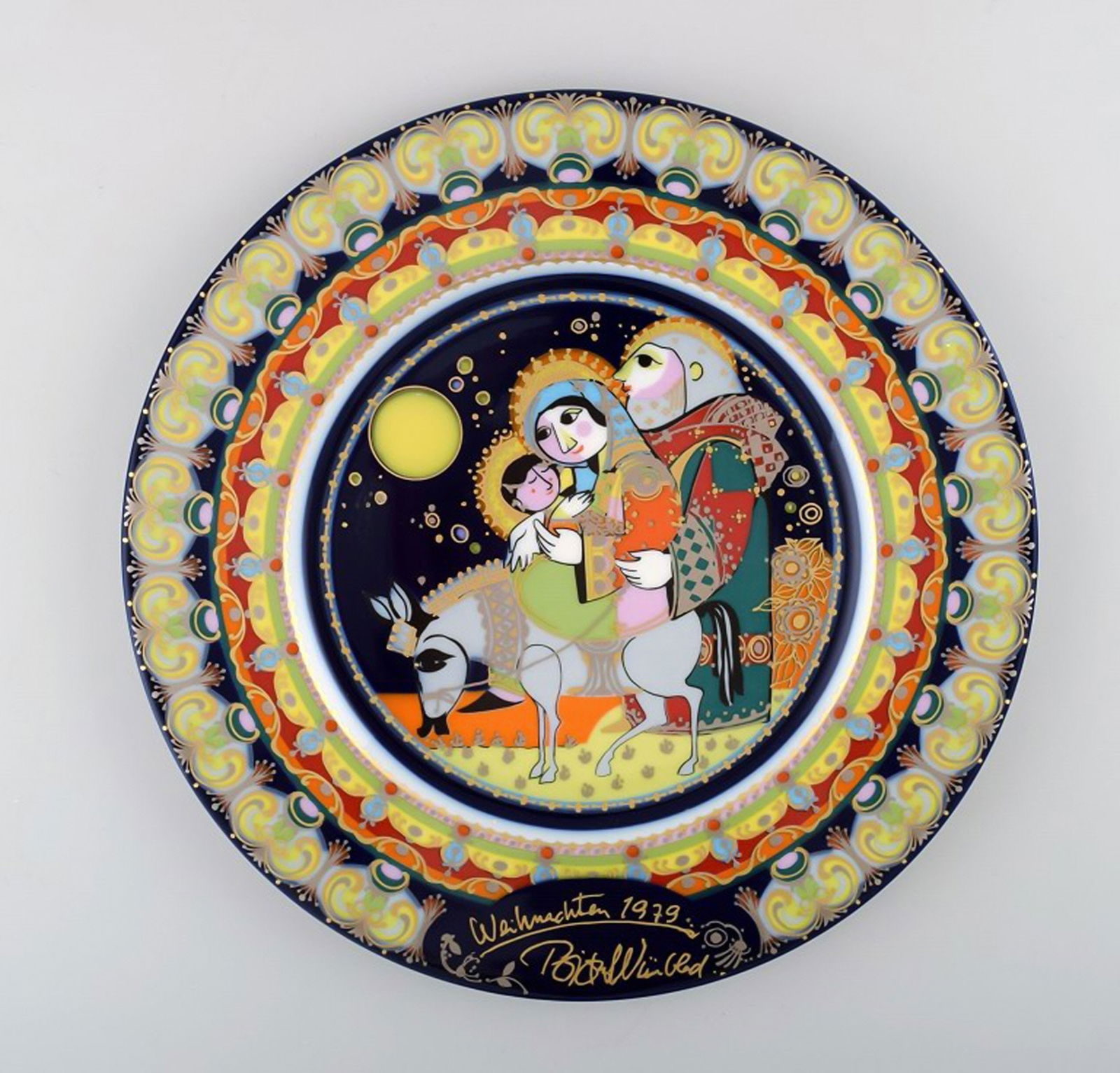 Rare hand painted Rosenthal Bjørn Wiinblad Christmas plate from 1979. "The flight to Egypt". (1 of 5)