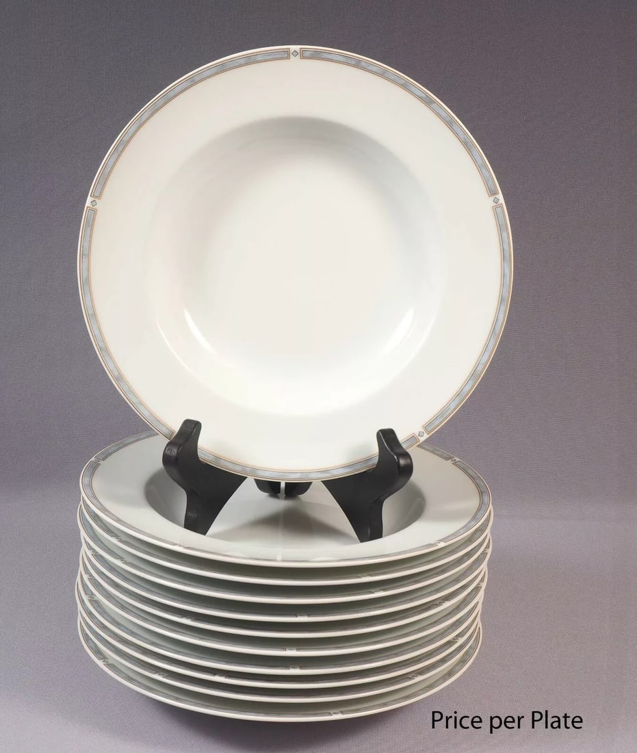 Limoges BERNARDAUD France GEMME Gris Rimmed Soup Bowl: THE PRICE IS FOR ONE PLATE ONLY!!! This is a rare and gorgeous Rimmed Soup Plate/Bowl. The plate was made in Limoges, France by Bernardaud. It is in their fancy GEMME Gris Pattern. The plate is 8 3/4"