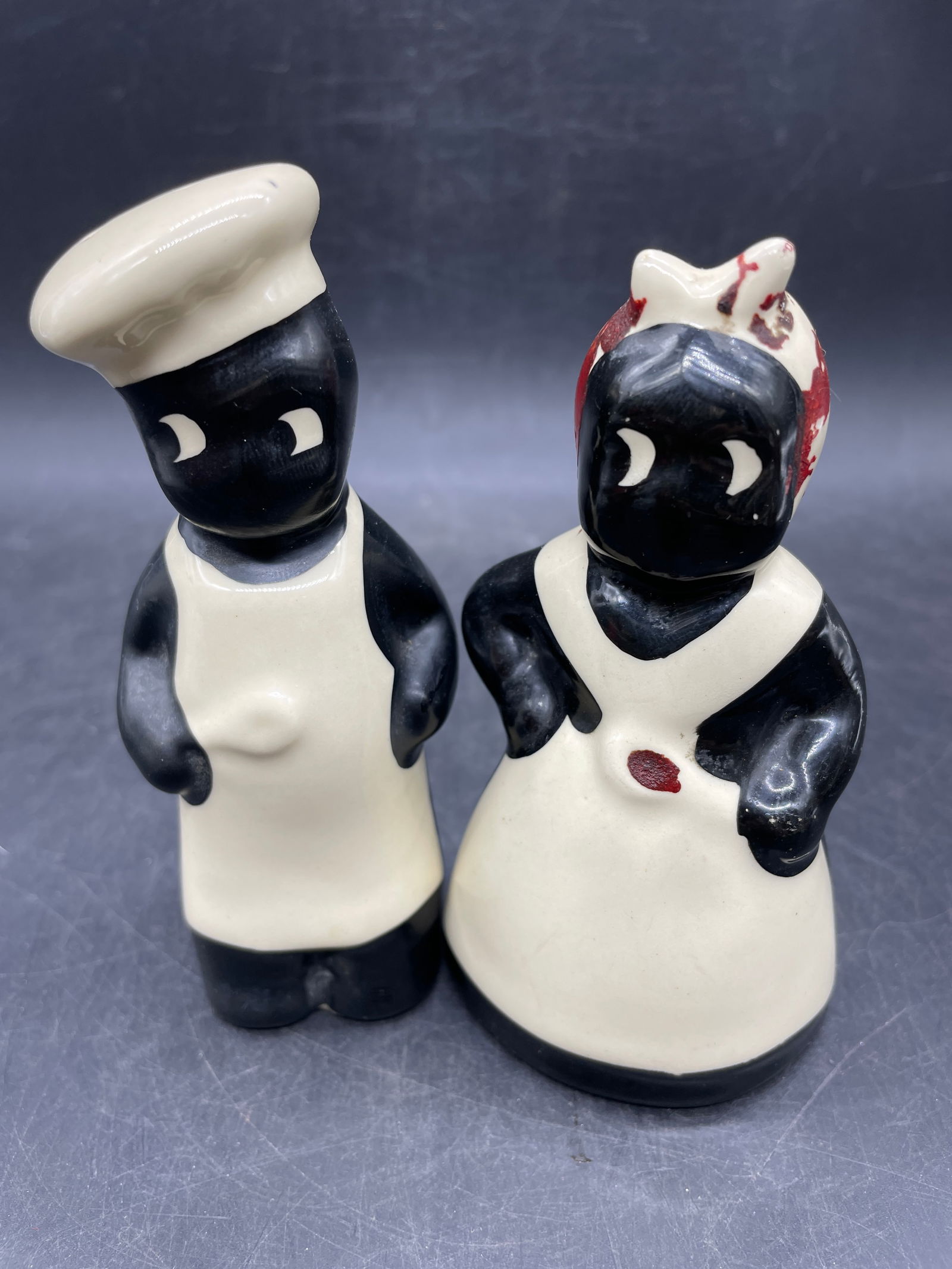 VINTAGE CHEF UNCLE MOSES AUNT JEMIMA BLACK AMERICANA SALT AND PEPPER SHAKERS (1 of 7)