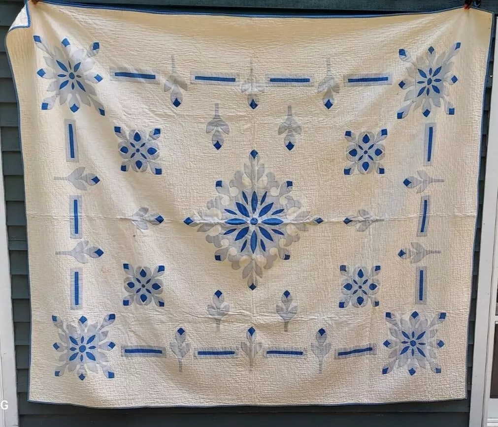 Antique American Quilt Pattern Two Blue Shades Snowflake 87 X 76 (1 of 10)