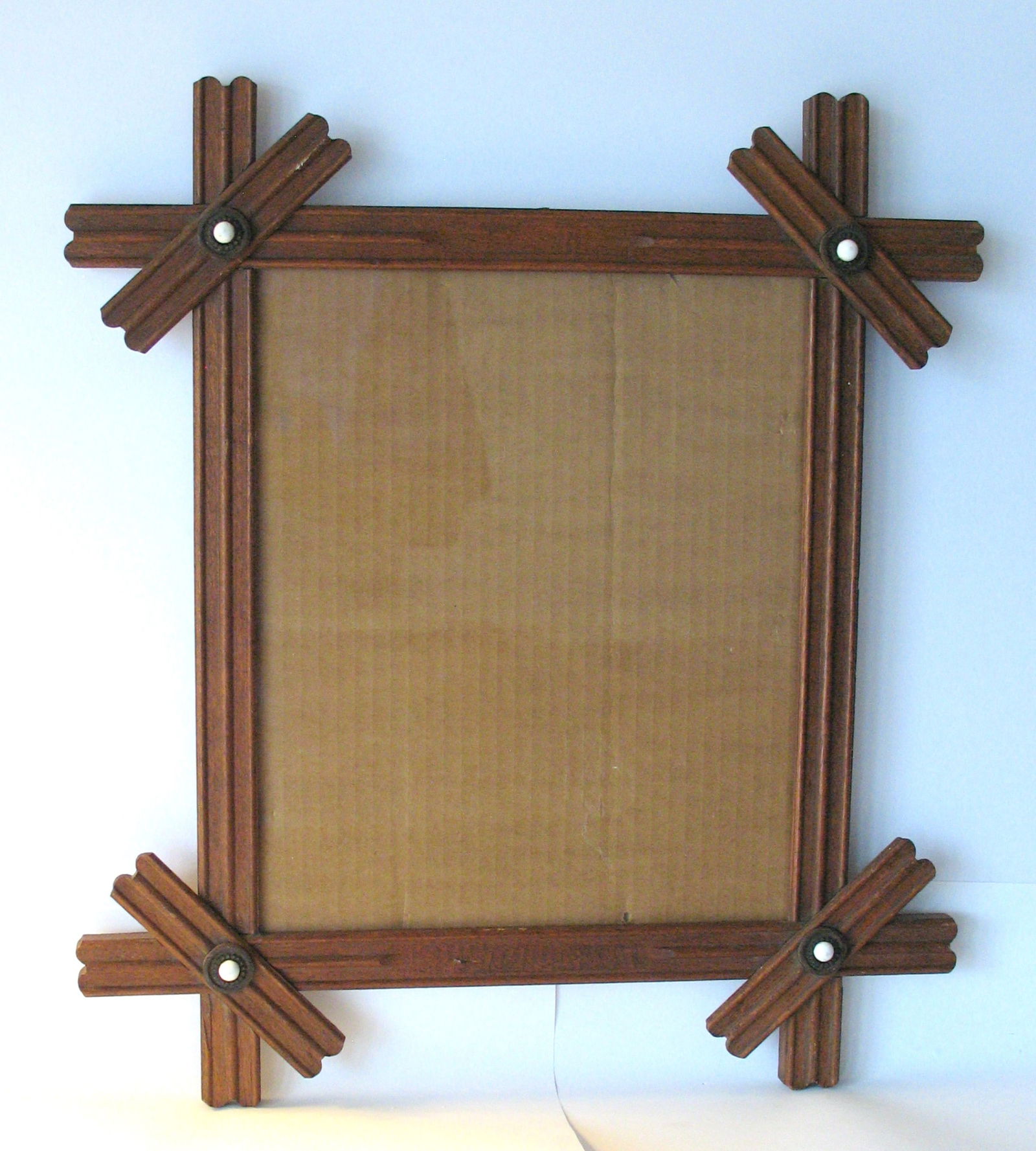 Antique tramp art style picture frame. (1 of 6)