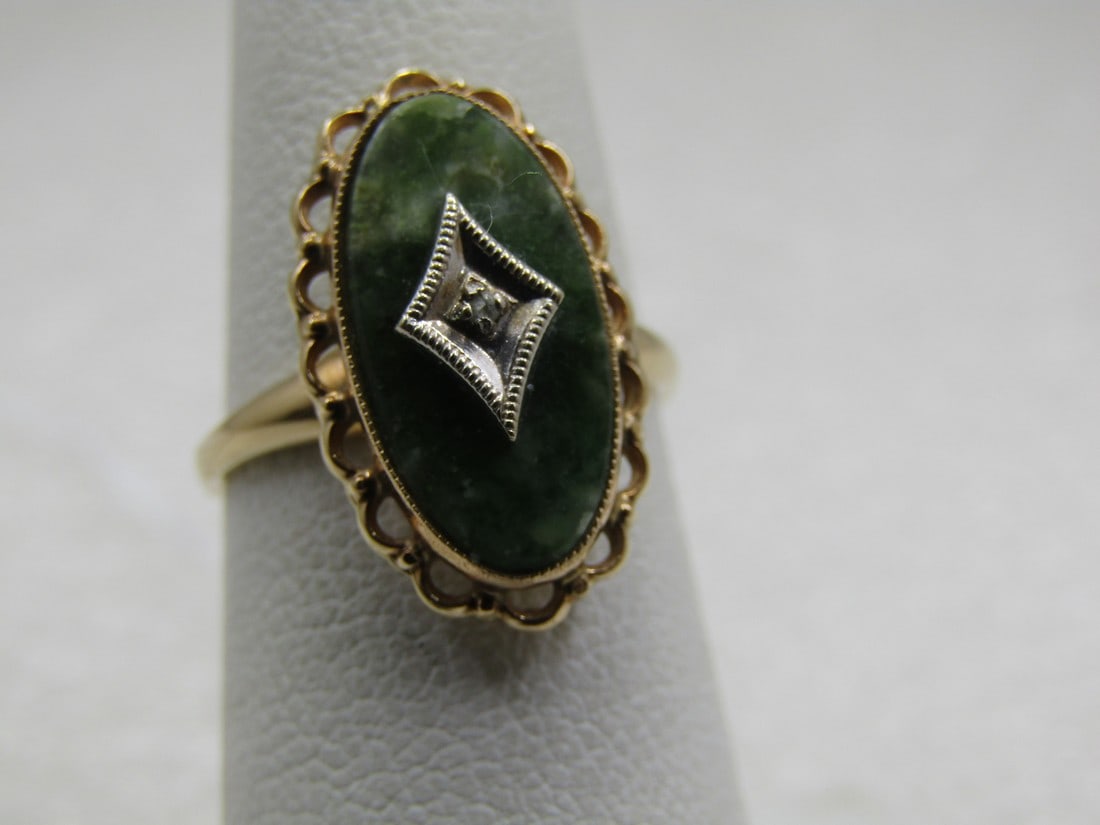 Vintage 10kt Green Onyx Diamond Ring. Sz. 6. Signed PSCO (1 of 5)