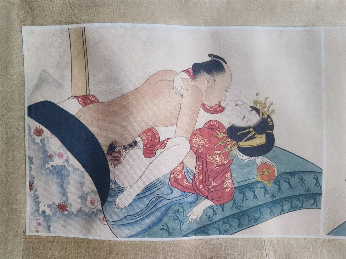1920s CHINESE EROTIC SCROLL HAND PAINED vintage SHUNGA 9 3/4 by 116": An erotic hand painted on silk color scroll, an inscription in Chinese 8 individual scenes, each painting size 7 3/4 by 11" overall width 9 3/4" overall length 116" clean, very good condition Unsigned