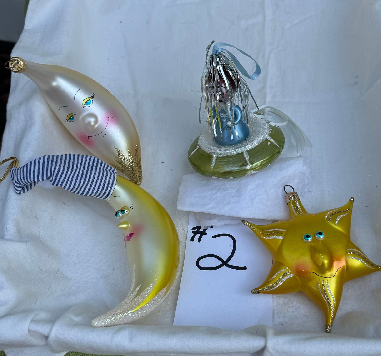 vintage christmas mix box of De Carlini Italian blown glass decorations ornaments LOT 2: Title: vintage christmas mix box of De Carlini Italian blown glass decorations ornaments LOT 2 Description: antique vintage christmas decorations Date/Period:Early to Late 20th century Materials:Glass