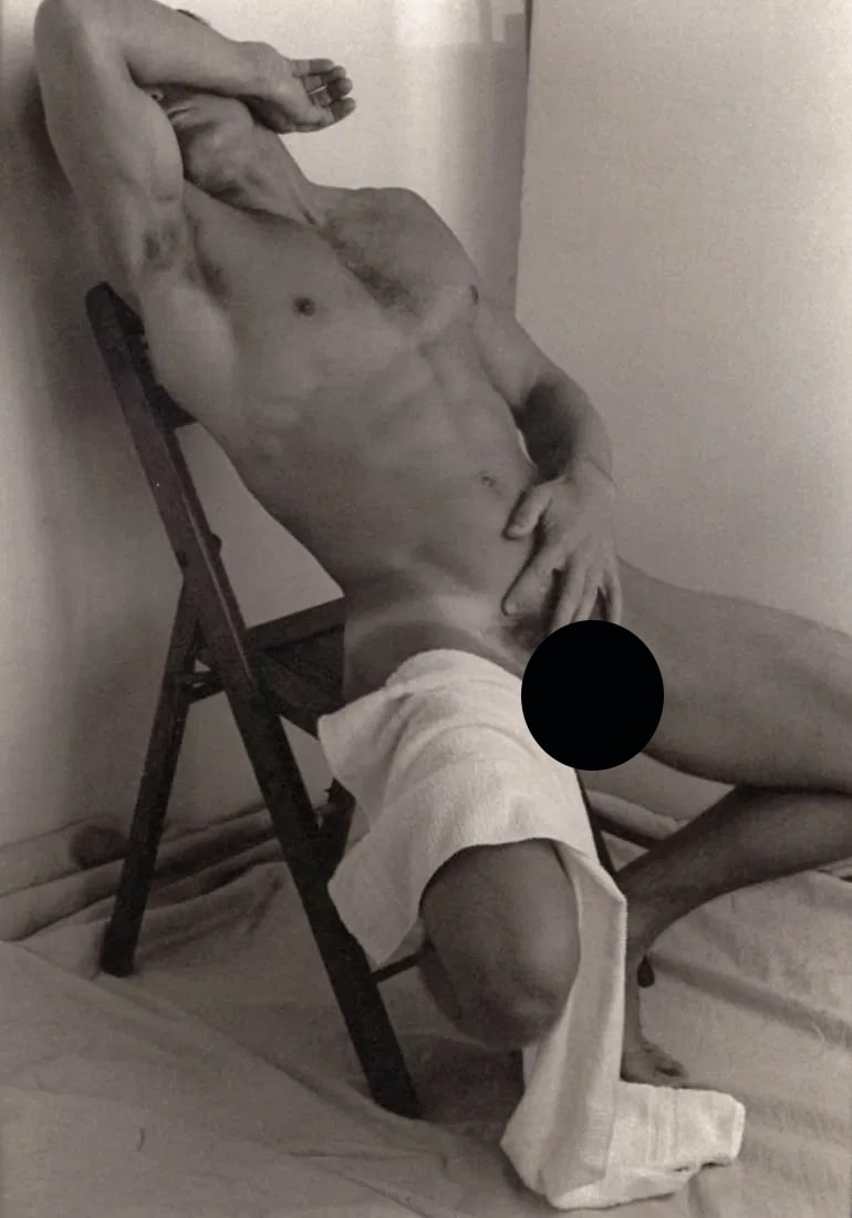 KEN HAAK - Male Figure,1986: Artist: KEN HAAK Print Title: Male Figure,1986 Medium: Tri-tone Photo-lithographs (Limited edition of 5000) Printed in the 1980’s, in the US Image size (inches) (small print) approx. 4.25 x 3”