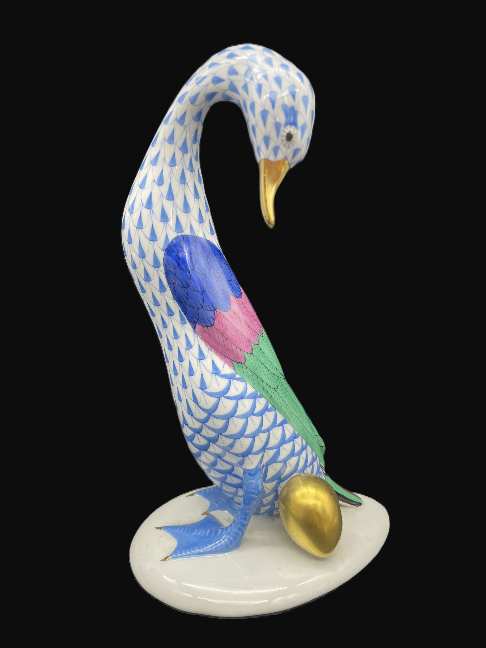 HEREND GOOSE WITH GOLDEN EGG BLUE FISHNET BIRD FIGURINE (1 of 8)