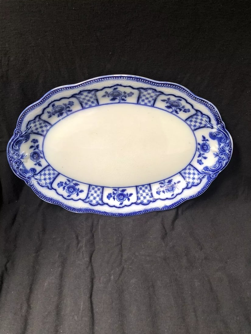 Melbourne Flow Blue Platter: It measures 16 1/8” x 11 3/8” and is marked. It has no chips, cracks or repairs Shipping: Domestic: Flat-rate of $20.00 to anywhere within the contiguous U.S. International: Foreign shippi