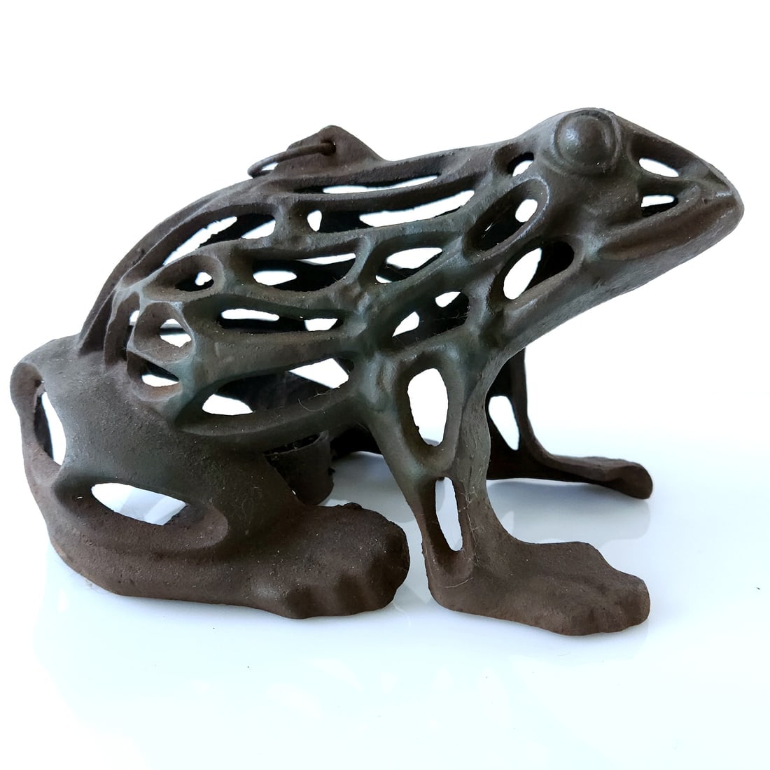 Large Cast Iron Frog Lantern Tea Light Candle Holder (1 of 7)