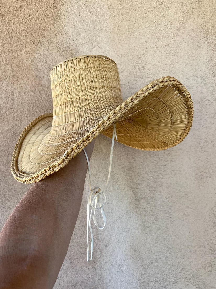 Vintage 1960s Rattan Straw Hat Bucket Style w Ties Sz S (1 of 10)