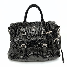 PRADA Shopper bag with black Gaufrè patent leather shoulder bag