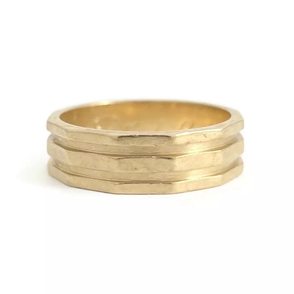 Vintage 1950's Men's Ribbed Band Ring 14K Yellow Gold, Size 8.25, 5.03 Grams (1 of 8)