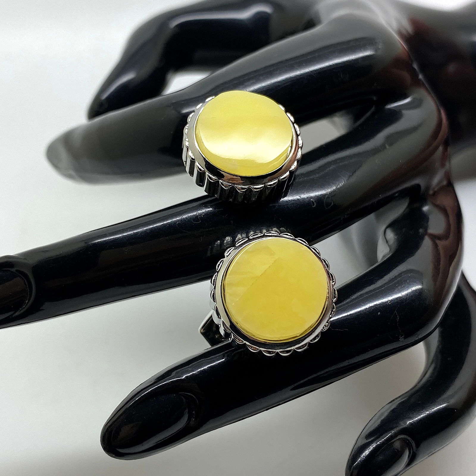Stunning Amber Cufflinks (1 of 8)