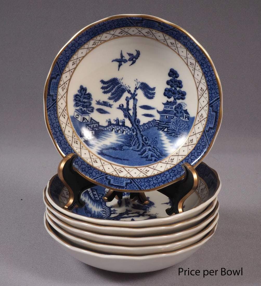 BOOTHS England Real Old Willow GOLD Fruit Dessert Bowl Nappy A8025: THE PRICE IS FOR ONE BOWL ONLY! This is a Fruit/Dessert Bowl/Nappy made by Booths in real Old Willow pattern. The Willow pattern is a distinctive and elaborate chinoiserie pattern used on ceramic kitc