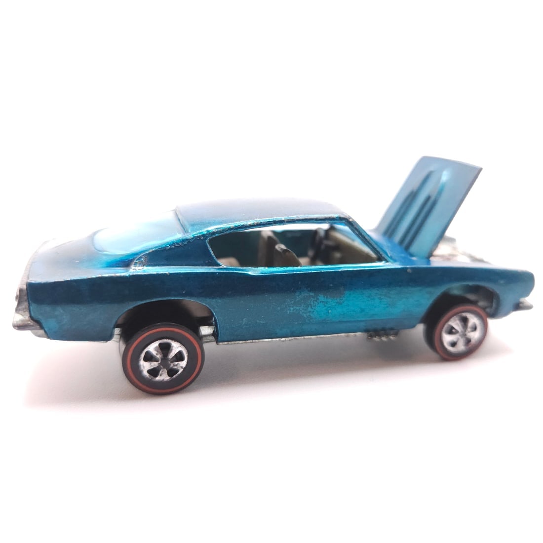 1967 Hot Wheels Redline Custom Barracuda (1 of 8)