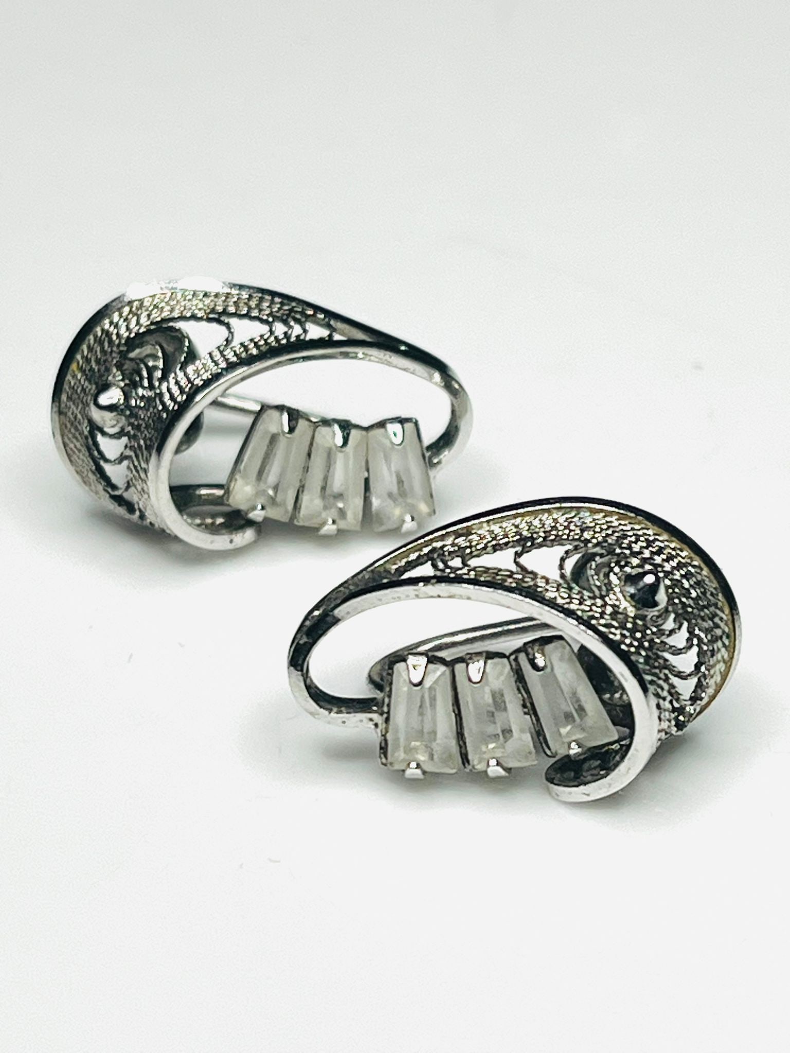 Vintage Screw Back Sterling Silver Rhinestone Earring (1 of 6)