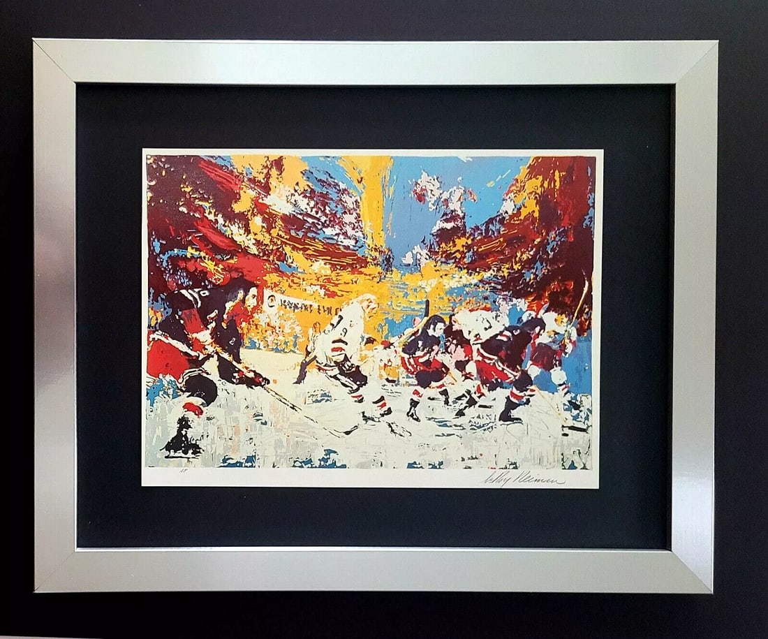 LEROY NEIMAN + HOCKEY + CIRCA 1990'S + SIGNED PRINT FRAMED + BUY NOW: We have for Sale this LEROY NEIMAN AWESOME 1990'S PRINT ON PAPER " HOCKEY " SIGNED ON THE PLATE FULL OF COLOR PRINT SIZE OF THE PRINT: 10 X 8 in FRAME COVERS AN AREA OF 15 X 11 in MOUNTED AND FRAMED E