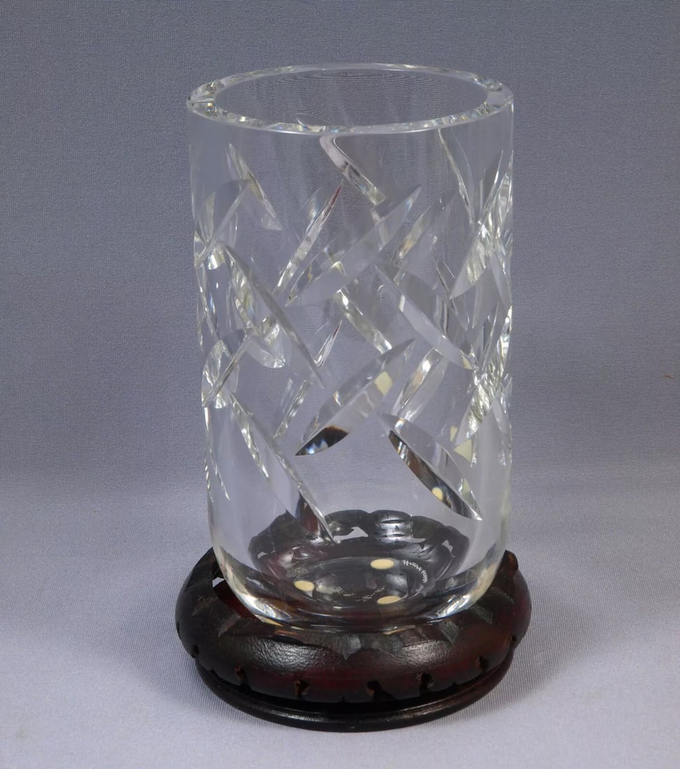 Kosta Boda Lead Crystal Cut Glass Vase by Goran Warff LARGE Signed: This is a beautiful and rare Large Lead Crystal vase. The vase is designed and signed by Goran Warff for Kosta Boda. It is made in Sweden in 1980s The vase is artist signed, engraved on the bottom. It