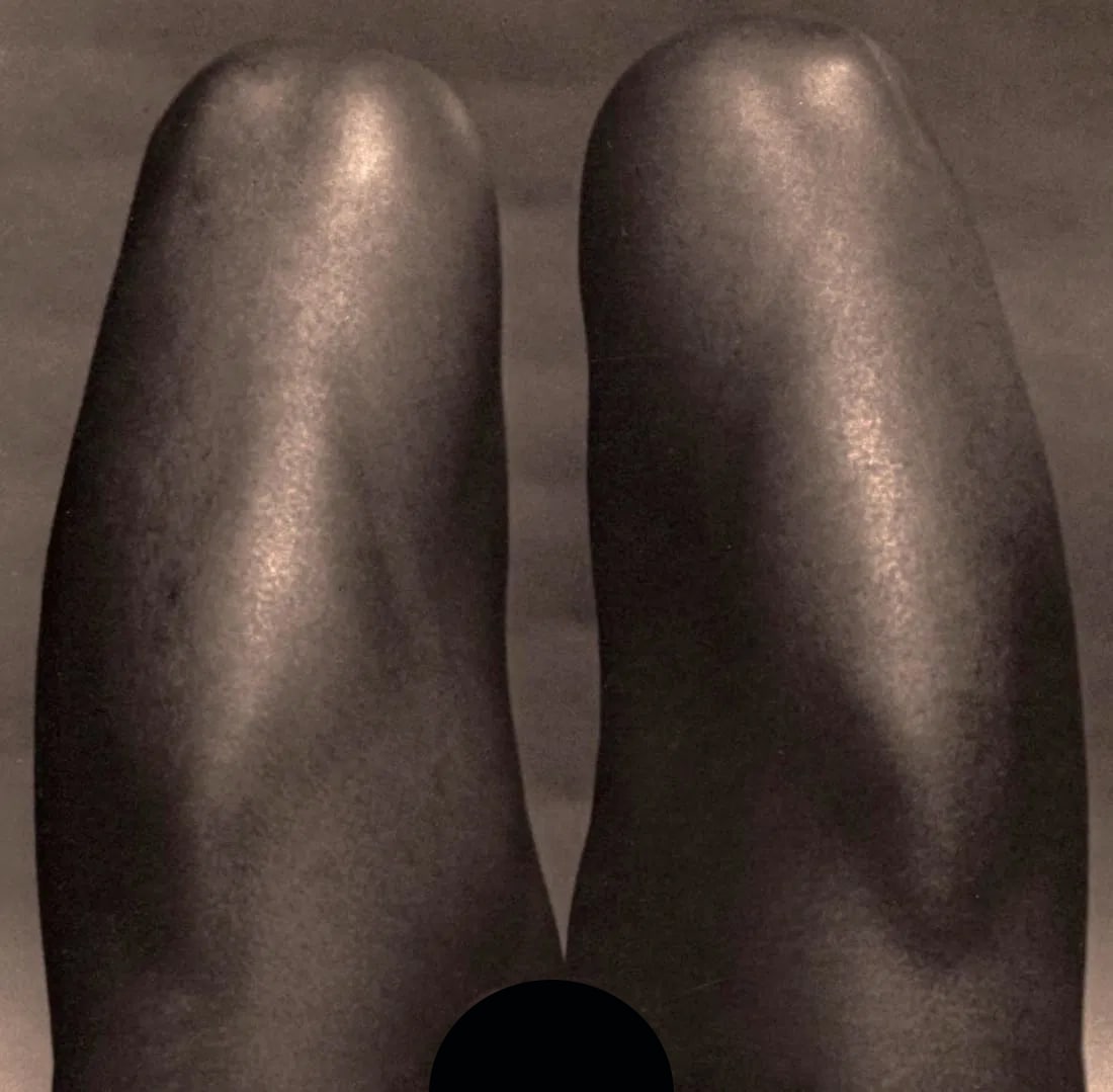 KEN HAAK - Male Figure (knees) (1 of 2)