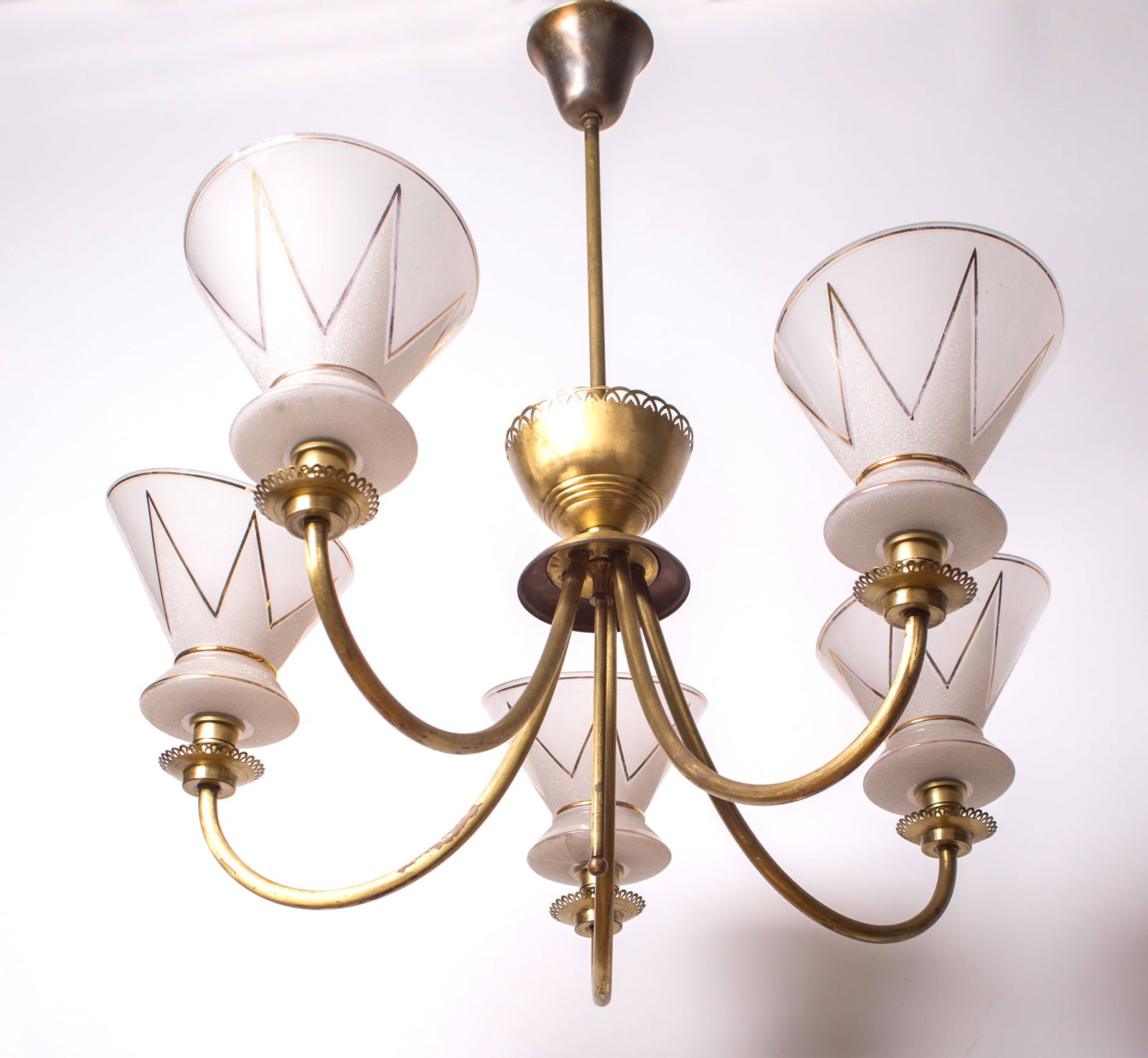FRENCH modernist CHANDELIER LUNEL ARLUS 1960 Glass globe: Made in France in the late 1950's early 1960's this Chandelier is most likely a design from Arlus or Disderot . Original brass , some oxidation , fitted with American socket .It is the last time in Fr