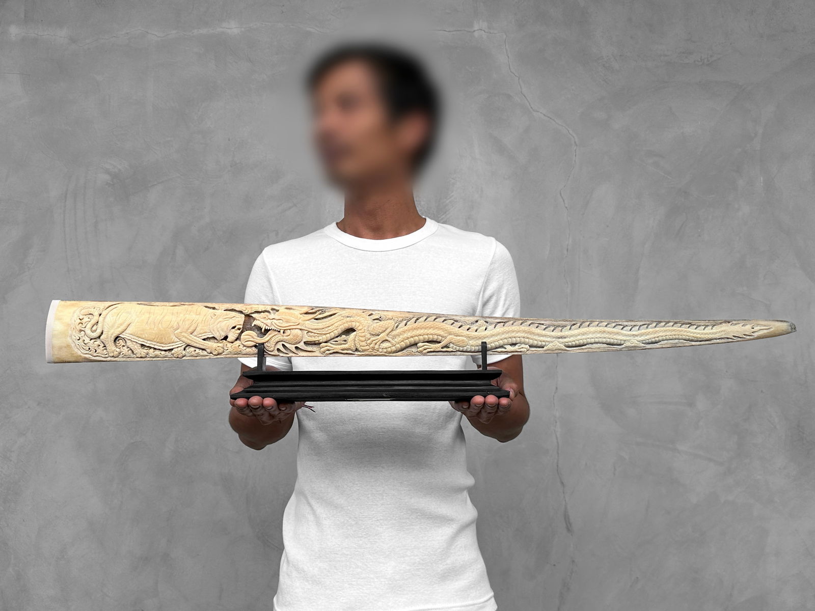 Extra large carved swordfish rostrum - Tiger dragon motif: Title:Extra large carved swordfish rostrum - Tiger dragon motif Maker: Unknown Origin:Indonesia Date/Period:2024 Materials:Xiphias Gladius, Bone, wood DimensionsLength: 91 cm / 35.8 inches Description