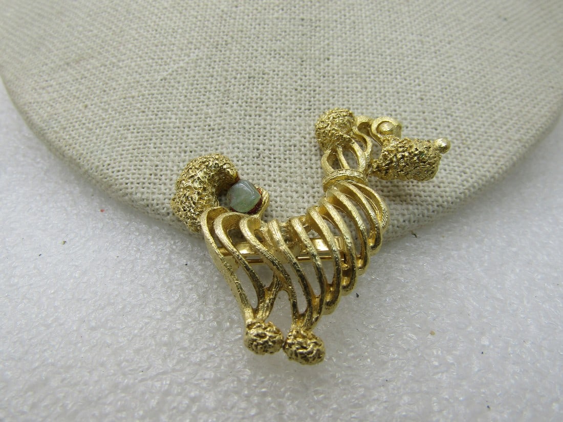 Vintage Enameled Christmas Tree Brooch, Clear Box, White, Red, Green, Blue (1 of 9)