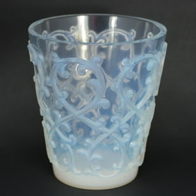 Rene Lalique Opalescent Glass 'Sarments' Glass Rinser