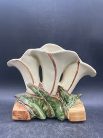 Vintage 1950 McCoy Lillies Lilly Vase