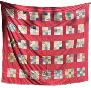 ANTIQUE HANDMADE QUILT 79 x 70