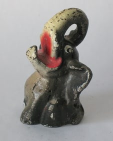 Vintage cast iron elephant bottle opener.