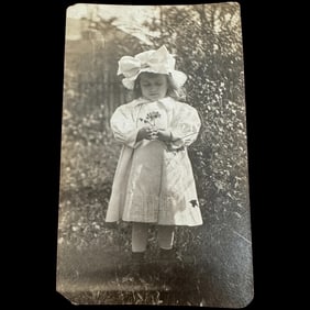 Antique original Photograph child young girl early 1900s