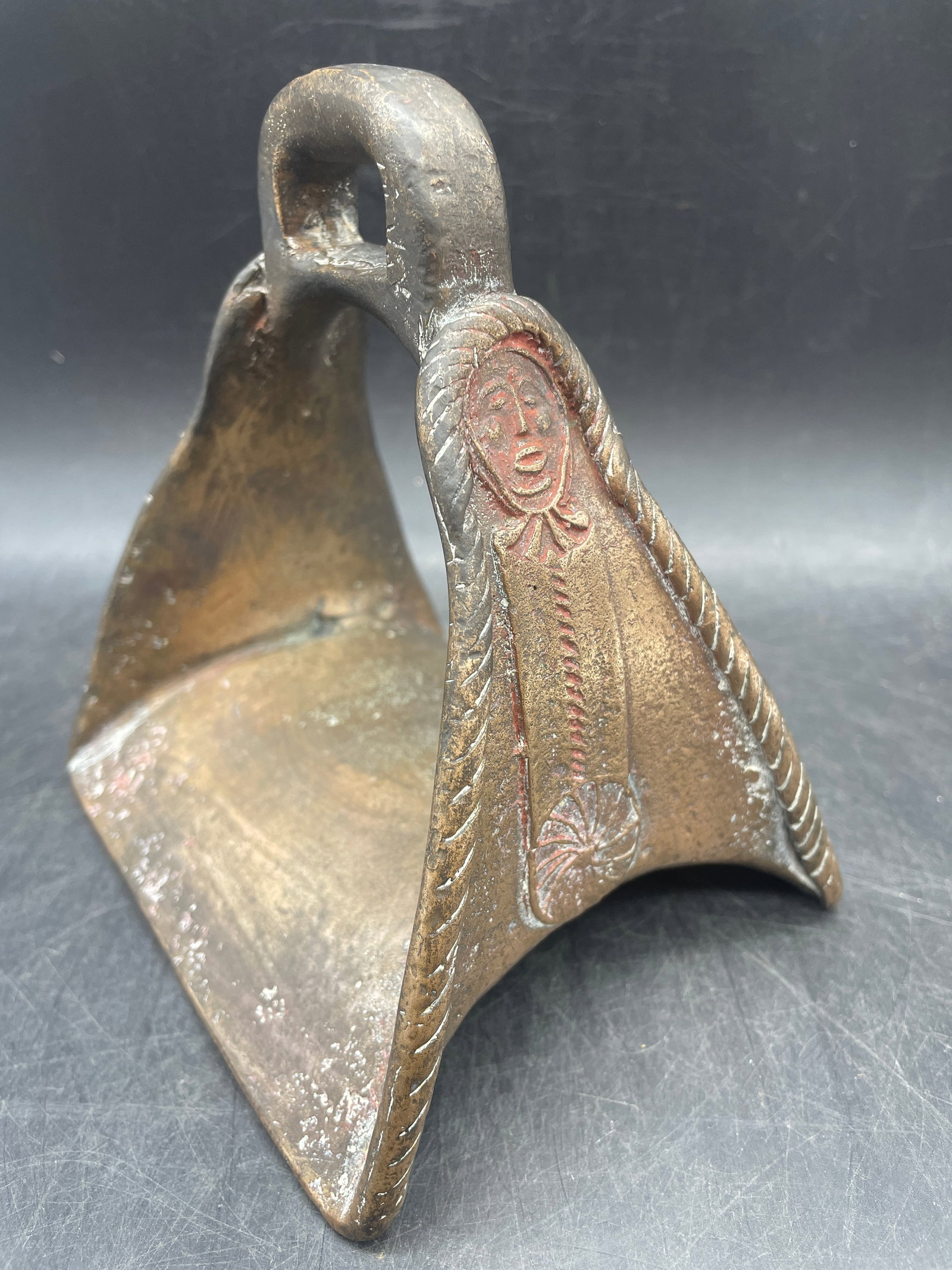 ANTIQUE SPANISH COLONIAL STIRRUP: Title: ANTIQUE SPANISH COLONIAL STIRRUP Date/Period: unknown Dimension: approx 4.25 x 5.5 x 6" tall Material: metal Additional Information: ANTIQUE SPANISH COLONIAL STIRRUP Shipping: Domestic: Flat-ra