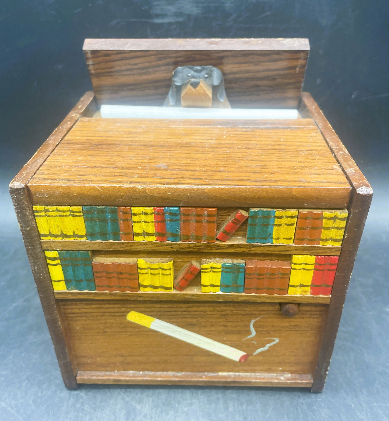Motion DOG CIGARETTE DISPENSER MUSIC BOX (1 of 7)