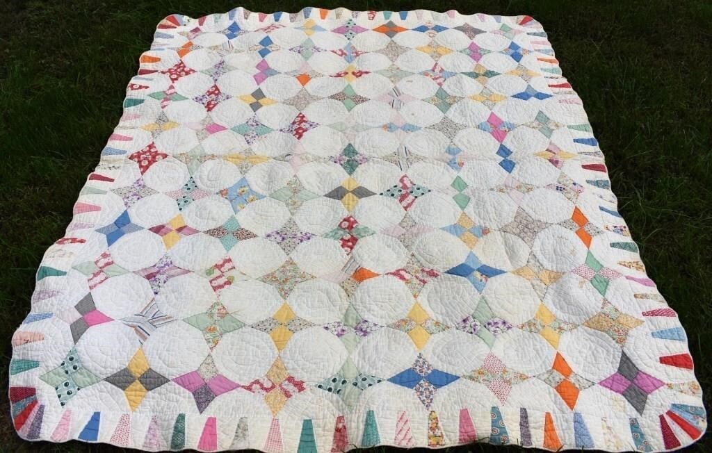Beautiful Old 4-POINT STAR Quilt (1 of 7)