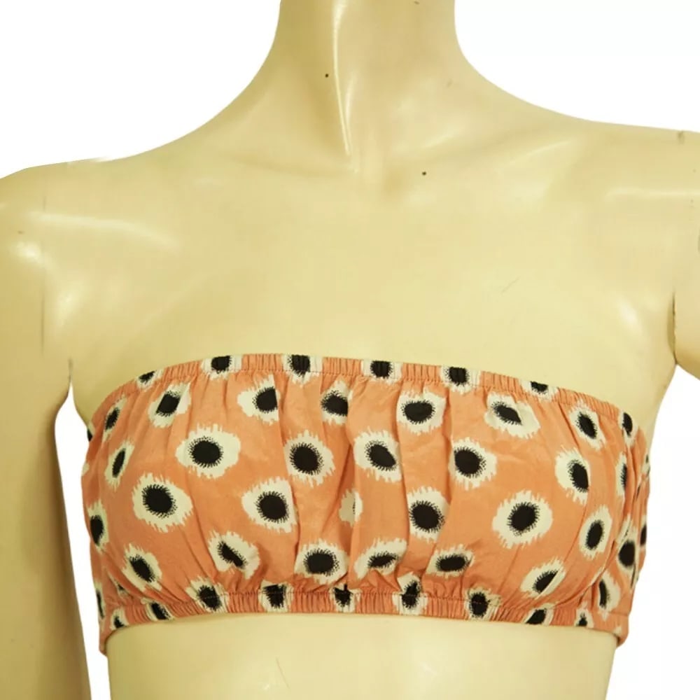 ETRO Sleeveless Peach 100% Silk Cropped Top Sheer Bandeau size 42: Dsquared2 D2 White Sleeveless Cropped Top Blouse Back Zipper size 40 ETRO Sleeveless Peach 100% Silk Cropped Top Sheer Bandeau size 42 Beautiful and girly Etro peach with black dots bandeau top! Upgra