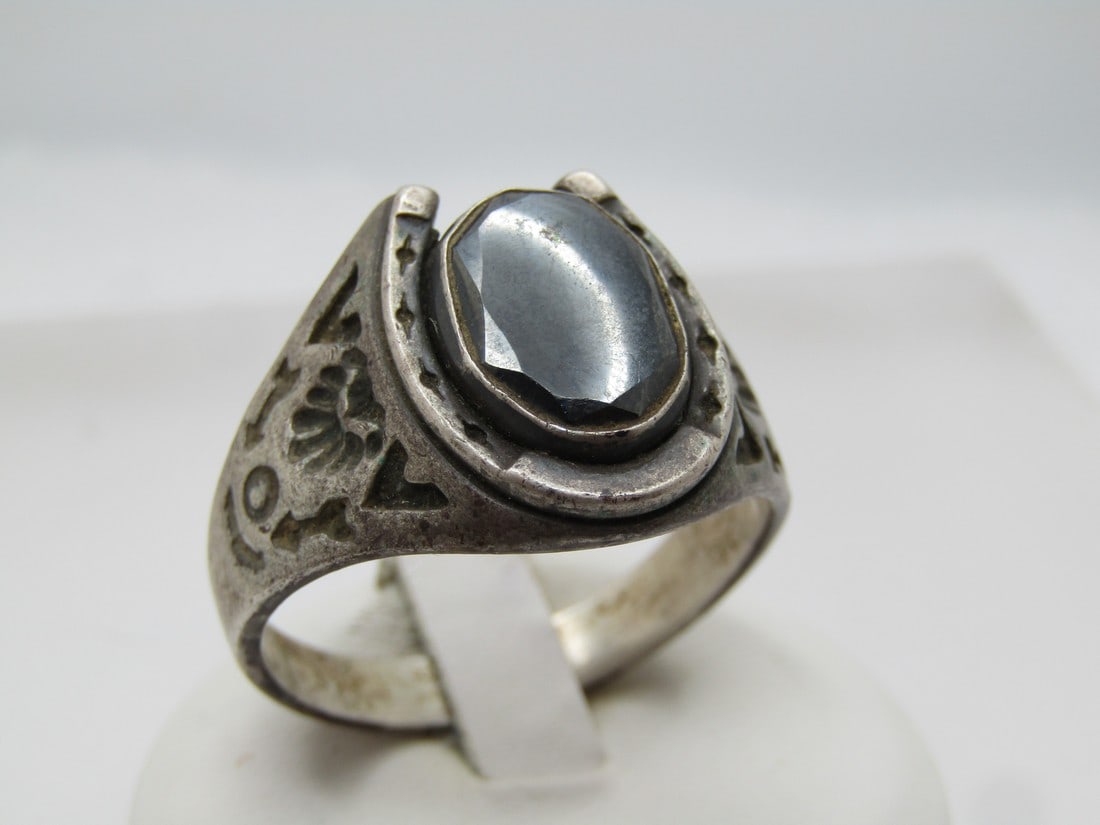 Vintage Southwestern Hematite Horseshoe Men's Ring, Sz. 15.25, Wheel Manufacturing Signed, (1 of 8)