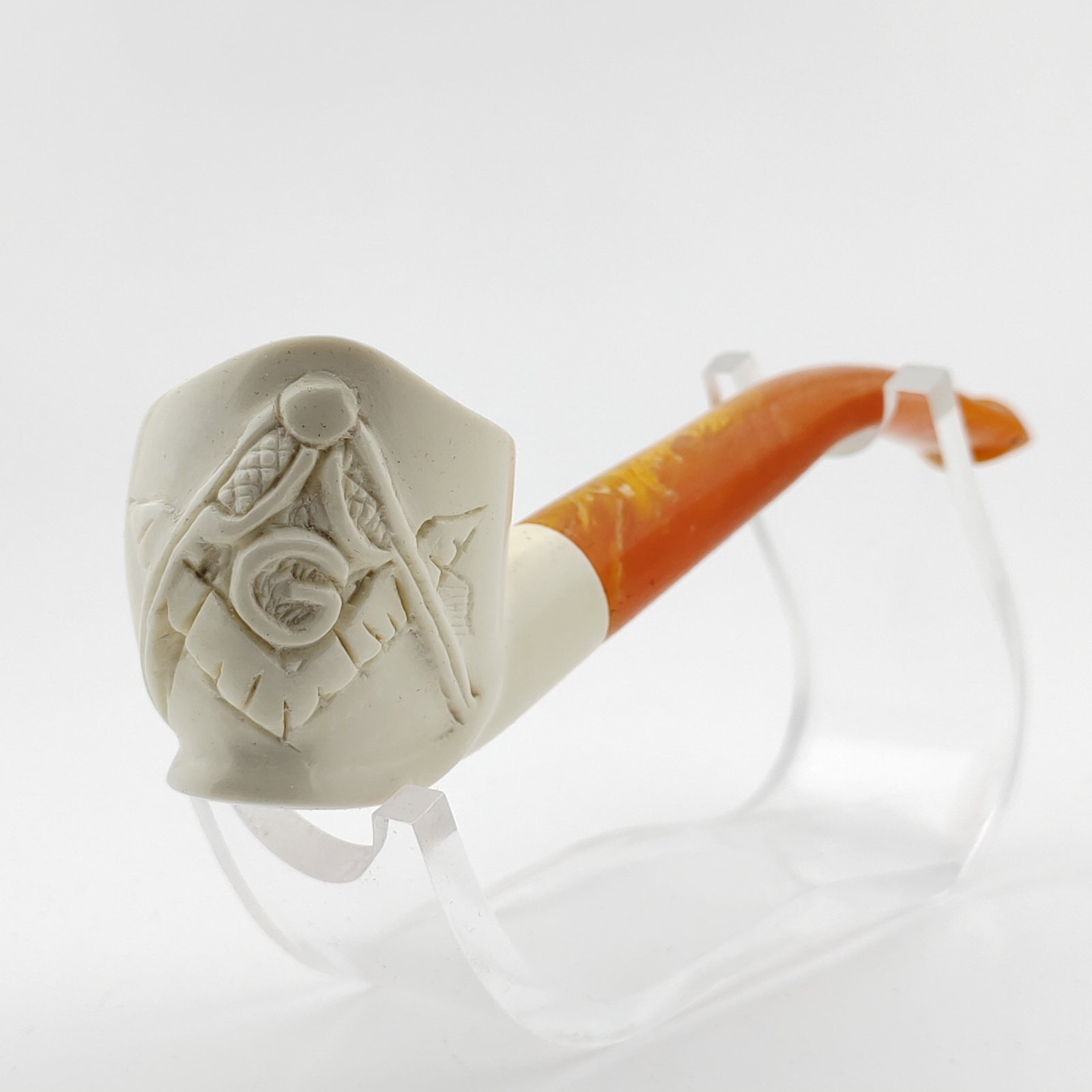 Masonic Meerschaum Pipe: Title: Masonic Meerschaum Pipe Materials: Meerschaum Dimension: 5.1 inch (13cm) Additional Information: Masonic,Hand carved Meerschaum Pipe. Made in Turkey,Eskisehir by Meerschaum Carve Master.Best Qu