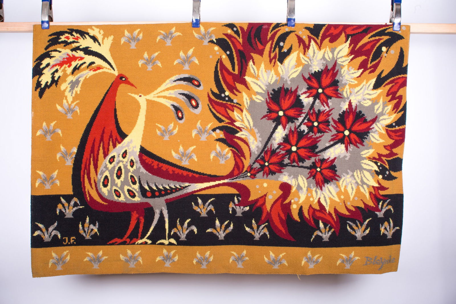 Claude Bleynie mecanic jacquart tapestry mid century: Born in Paris, he settled in Levallois in 1955, his career was very diverse: from tapestry to embroidery, to "Métabiles", pottery and composite materials (reliefs) on canvas. He studied at the Ec