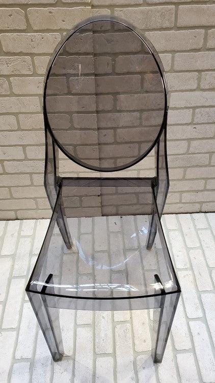 Victoria Ghost Smoke Chair by Philippe Starck for Kartell: Victoria Ghost Smoke Chair by Philippe Starck for Kartell H 35.5"W 15"D 15" Seat H 18.5" Good condition Please be aware that all the items are vintage and may have small defects of signs of age. Howev