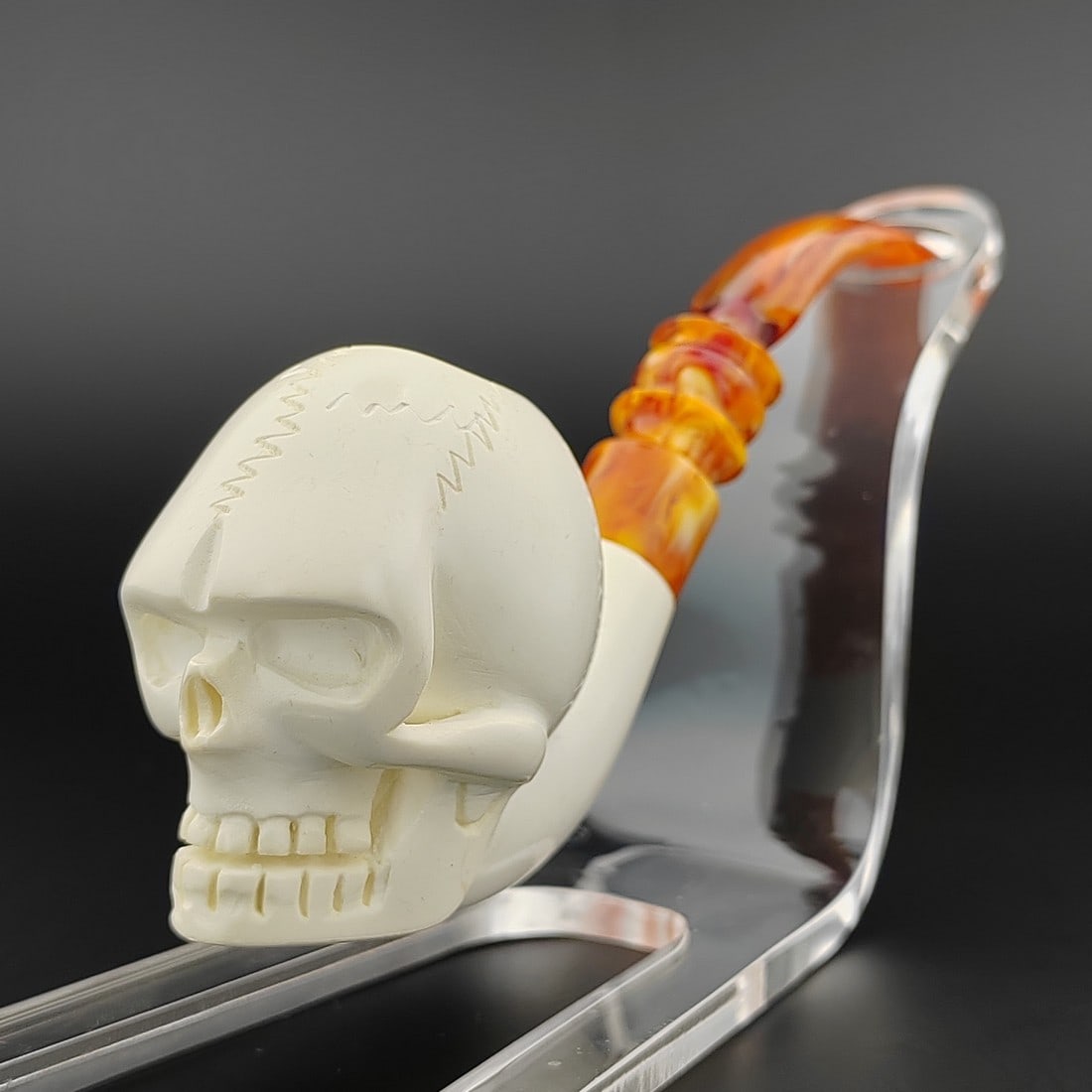 Skull Meerschaum Pipe (1 of 9)