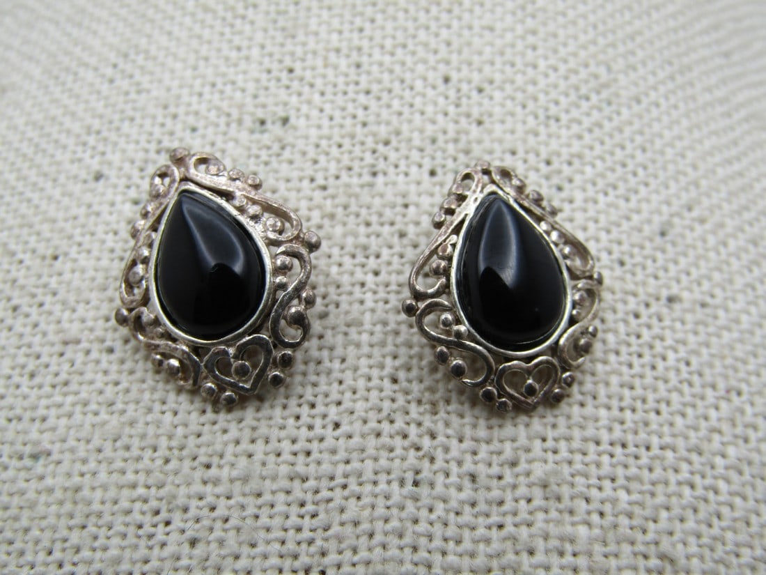 Vintage Sterling Onyx Earrings, Pierced, Signed BY, Southwestern Themed (1 of 4)