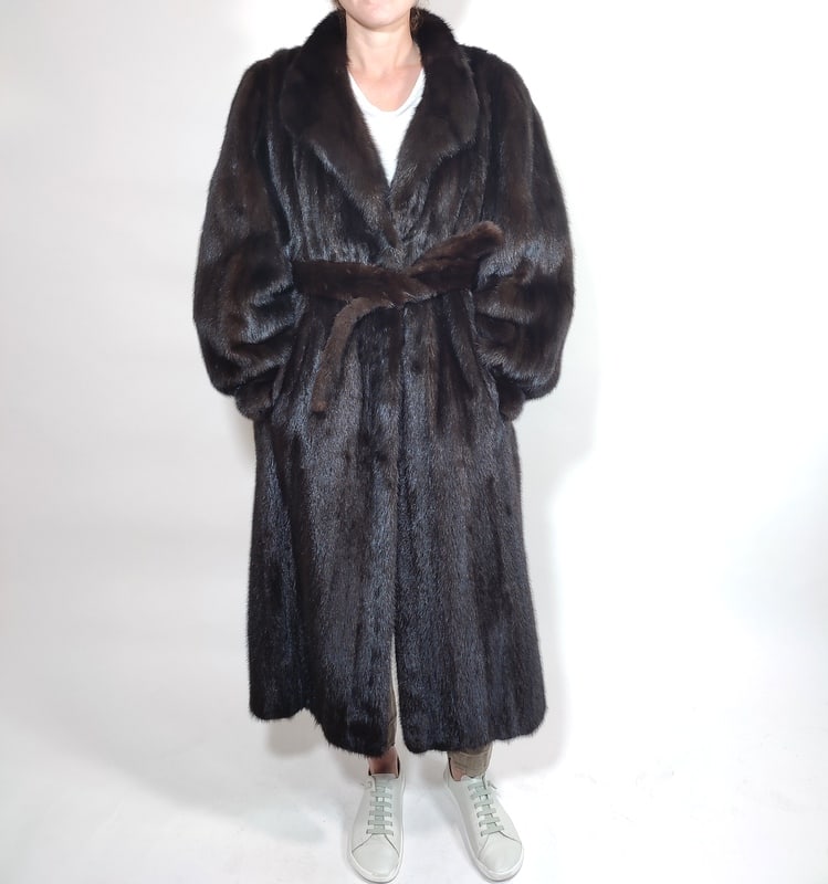 MAHOGANY FULL PELT MINK FUR COAT EU: XL; US: 20 (1 of 9)