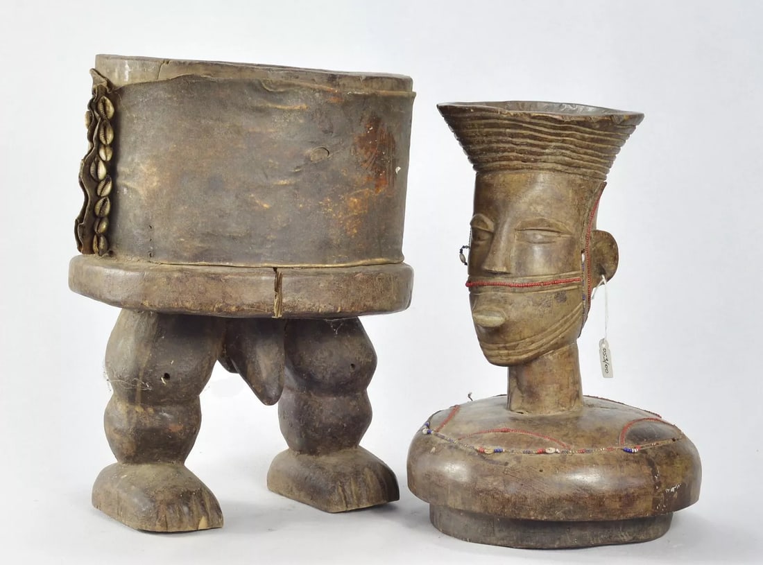 African Art 24" Receptacle Large decorative anthropomorphic box Mangbetu Congo: African Art Receptacle Large decorative anthropomorphic box Mangbetu Congo DRC Wood, glass beads, shells, bark DIMENSIONS: Height: 24 inches Fair condition Container Reserve: $240.00 Shipping: Domes