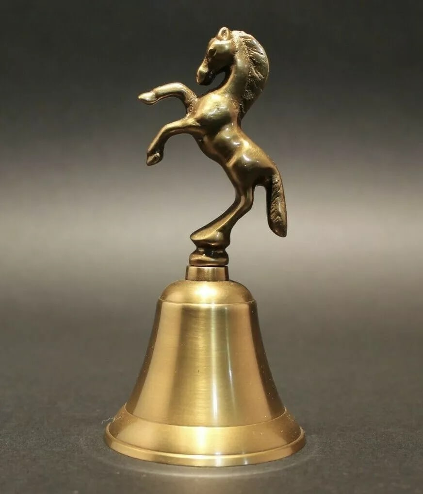 Brass Horse Desk Bell: 5" Tall x 2 1/2" Wide Well made functional reproduction brass desk or table bell with a horse on top. Such a great really loud bell for that decorative finishing touch! Reserve: $20.00 Shipping: Domes