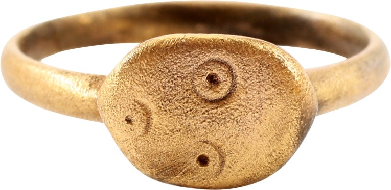 ENGLISH MAN'S RING C.7TH-10TH CENT AD, SIZE 8 1/2 (1 of 5)