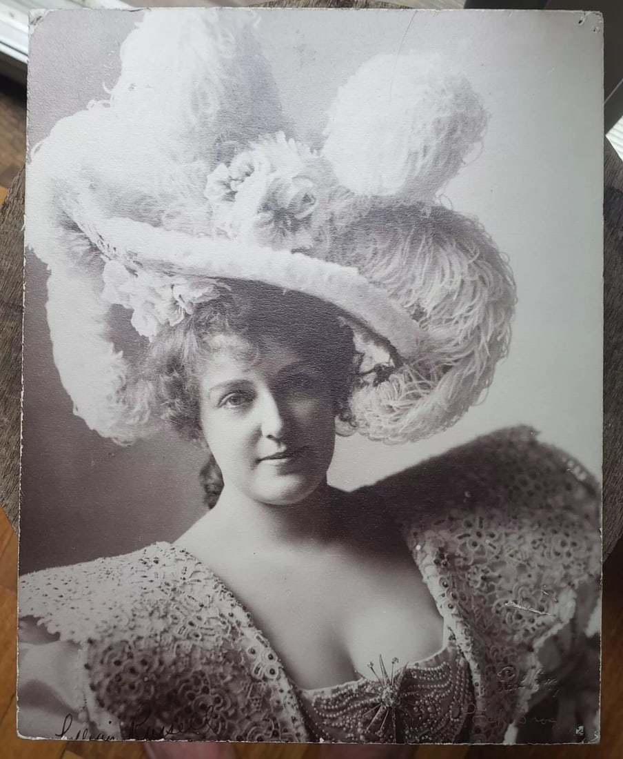 1910 Lillian RUSSELL photograph On Board Pach Brothers Photography NYC (1 of 4)