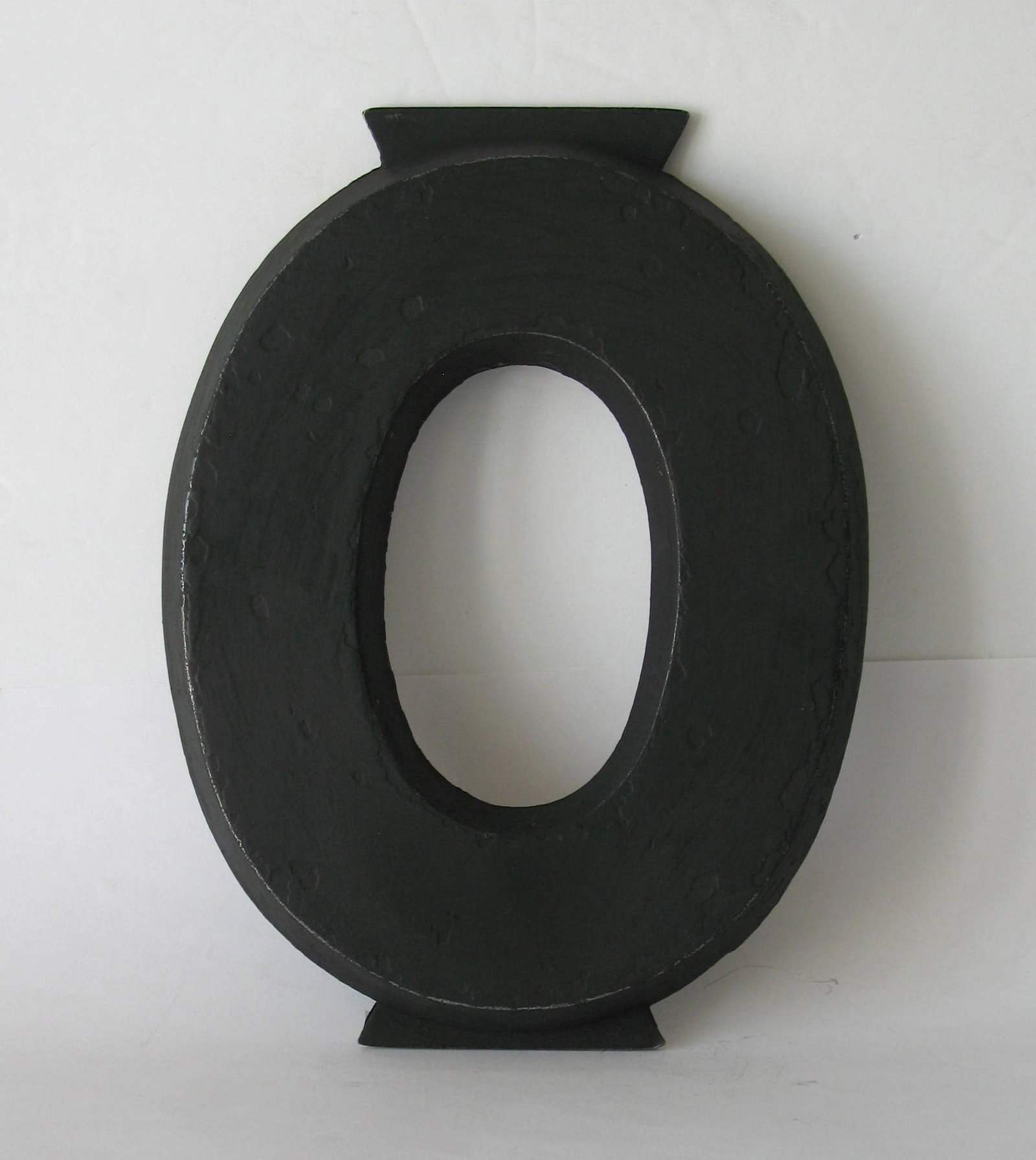 Vintage cast metal letter “O”. (1 of 1)