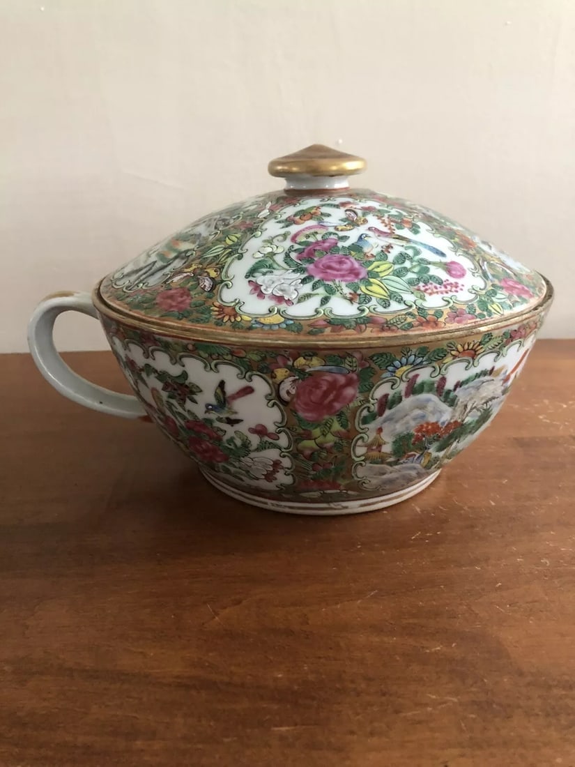 Chinese Export Porcelain Rose Medallion Chamber Pot (1 of 10)