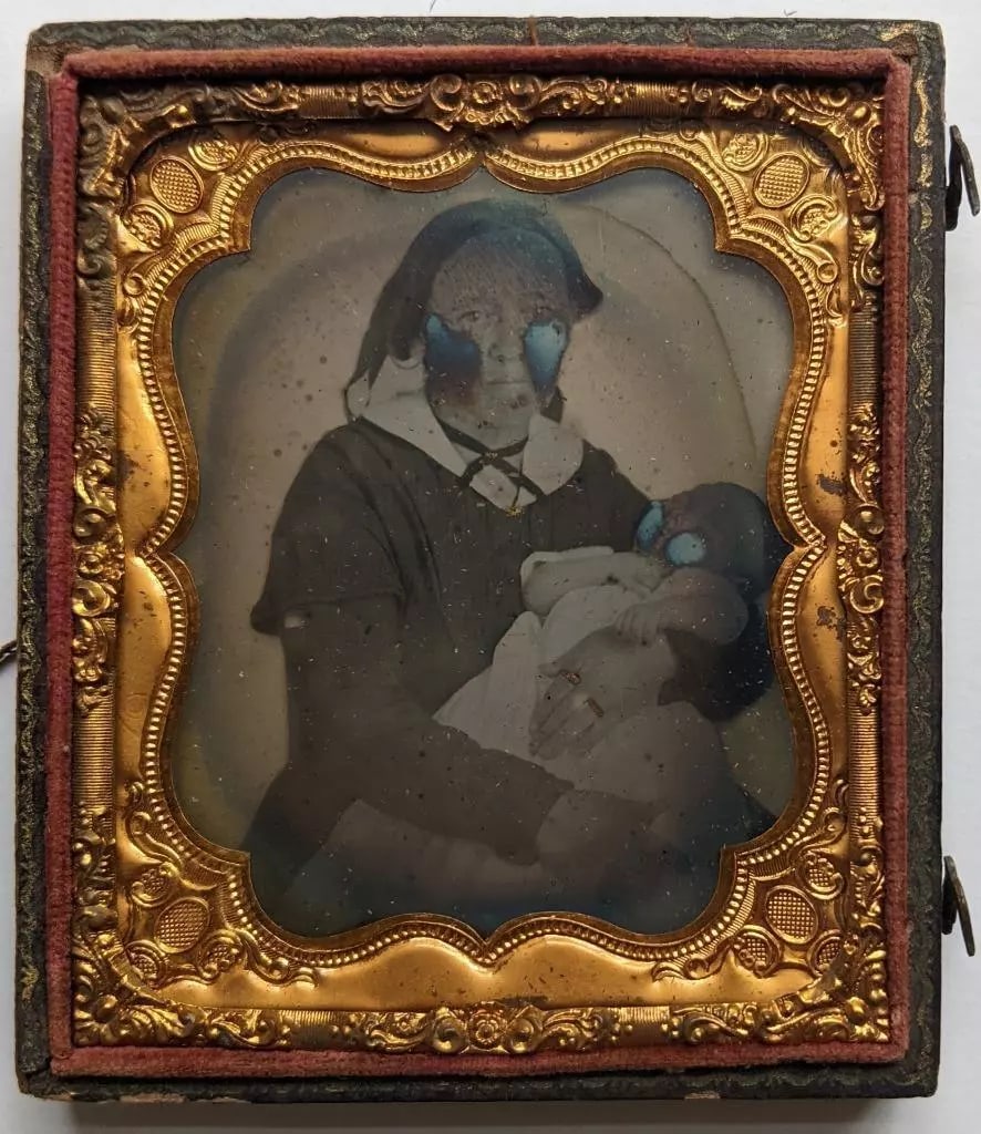 ca.1860s DEATH POSTMORTEM AMBROTYPE, SORROWFUL MOTHER w DEAD BABY in ARMS (1 of 3)