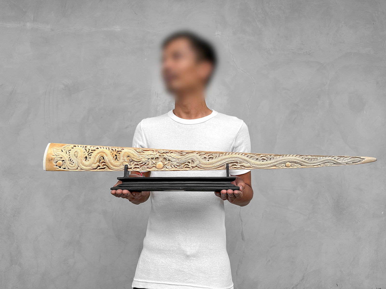 Extra large carved swordfish - Double Dragon motif: Title: Extra large carved swordfish - Double Dragon motif Maker: Unknown Origin:Indonesia Date/Period:2024 Materials:Xiphius Gladius, Bone, Wood Dimensions:Length: 91 cm / 35.8 inches Description:An e