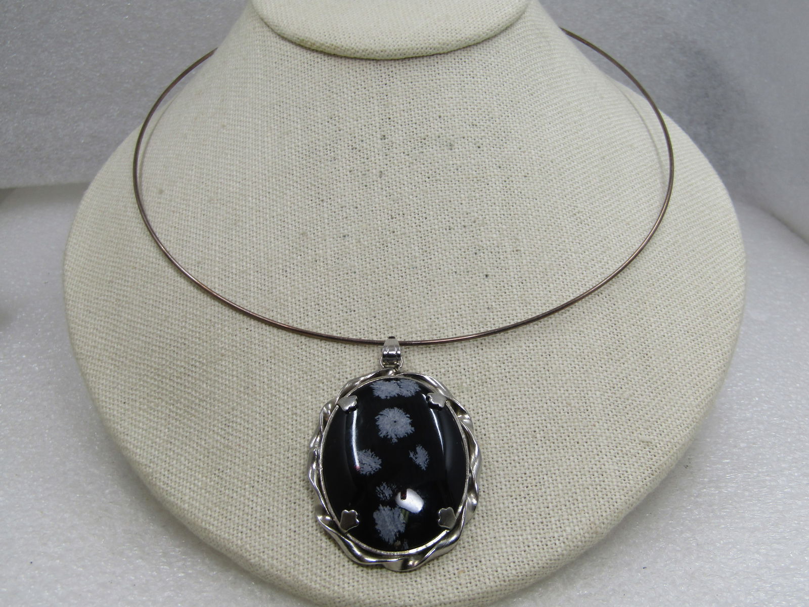 Vintage Sterling Collar Necklace with Snowflake Obsidian Pendant, 16" (1 of 8)